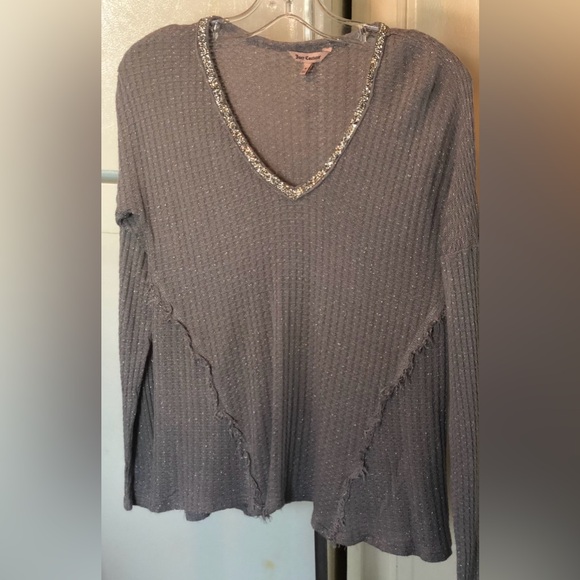 Juicy couture grey sequinned long sleeve shirt size medium - Picture 2 of 3
